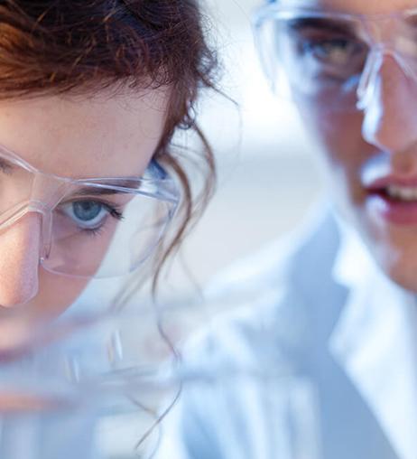 lab-scientists-working-together-close-up